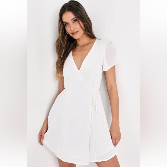 Lulus Dresses & Skirts - Lulus Harbor Point White Wrap Dress Size Medium